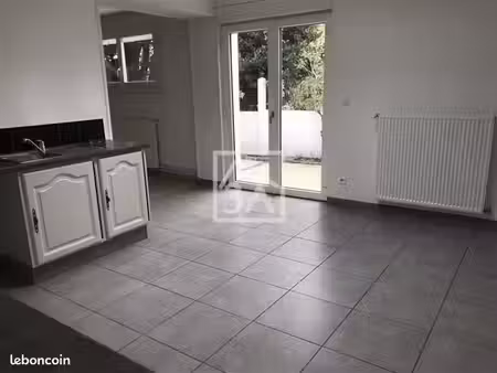 maison 5 pièces 106 m²