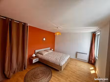 maison de ville meublée 3 pièces – centre de saint-germain-lembron – prête à vivre