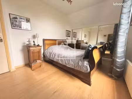 maison 10 pièces 166 m²