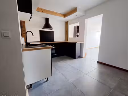 t3 duplex au centre-ville de billom