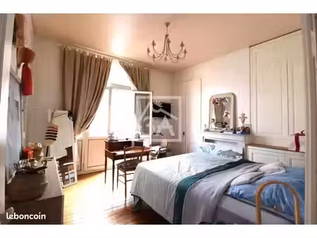 maison 8 pièces 191 m²