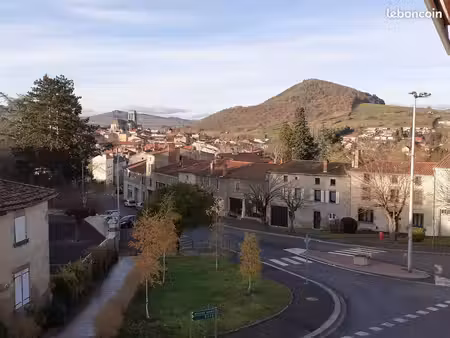 t4 billom mansardé et bien exposé