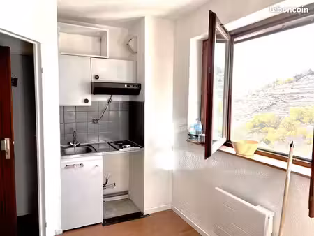 studio de 16m² avec parking et cave ski