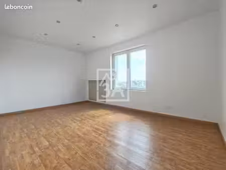 immeuble 8 pièces 171 m²