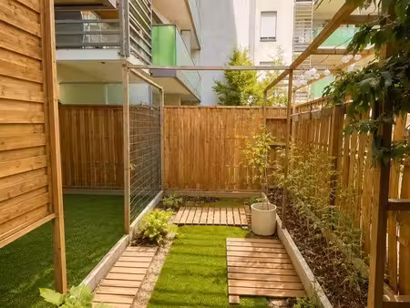 apparemment 2 pièces