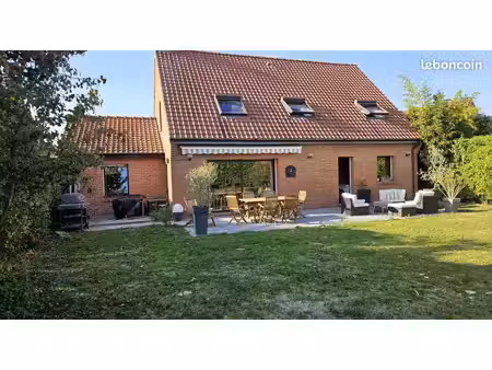 maison familiale 150 m² avec 5 chambres  bureau et terrain de 590 m² à radinghem-en-weppes