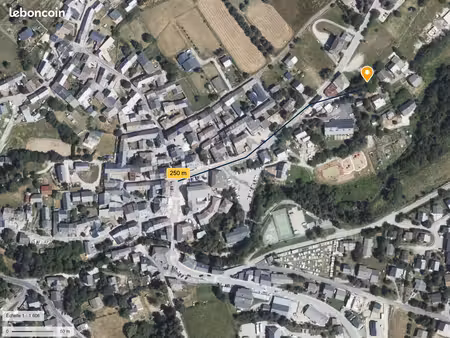 terrain constructible 4 faces à formiguères