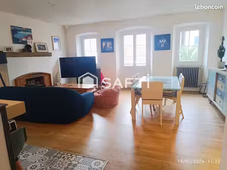 appartement 5 pièces 158 m²