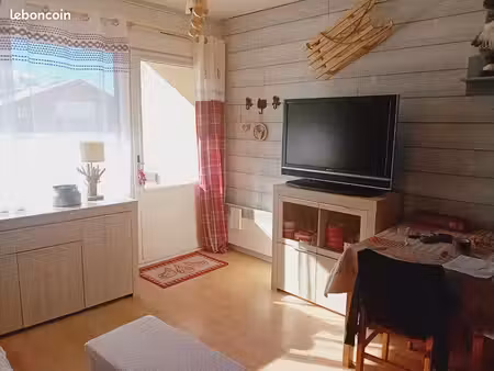 studio 1 pièce 26 m²