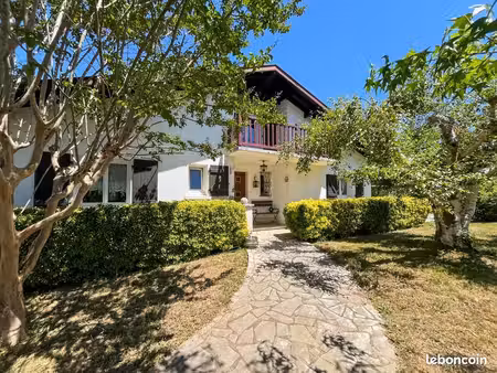 maison 4 pièces 190 m²