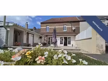 maison 7 pièces 133 m²