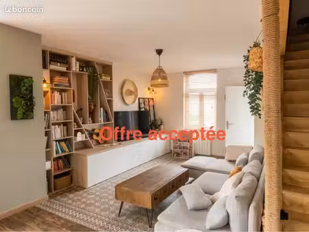 maison individuelle · 111m² · 6 pièces