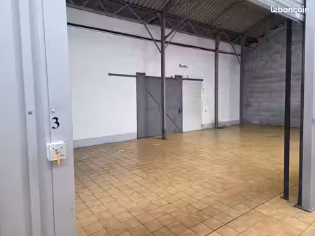 box/garage a louer