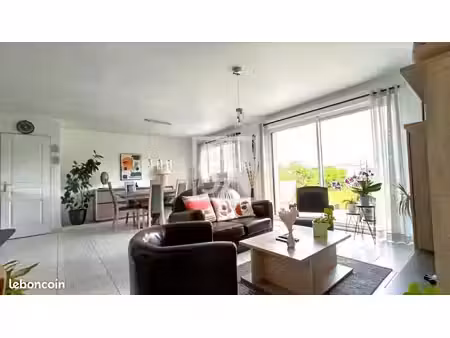 maison 5 pièces 93 m²