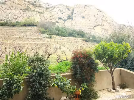 maison t7 avec terrase et grand terrain