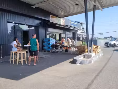 local commercial