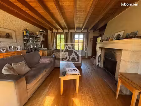 maison 11 pièces 300 m²