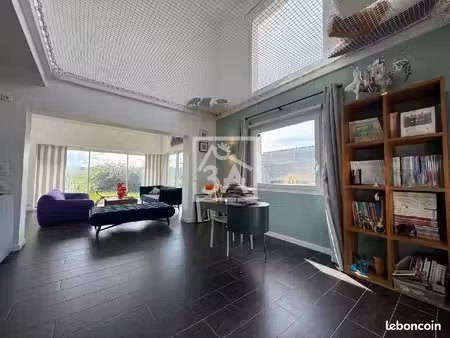 propriété 11 pièces 276 m²