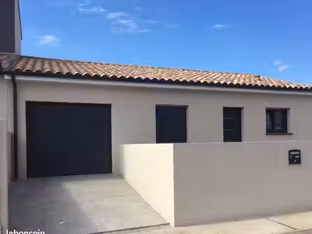 villa 3 pièces 65 m²