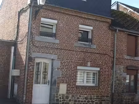 maison solre le chateau