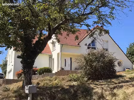 maison 5 pièces 151 m²