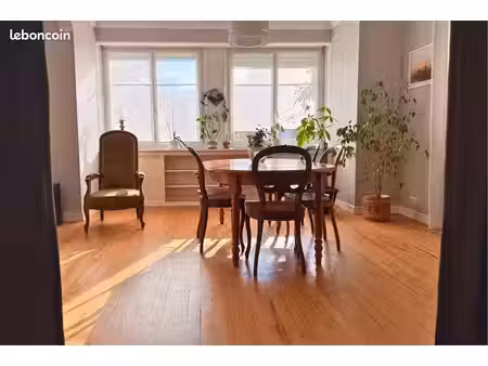 maison 10 pièces 234 m²