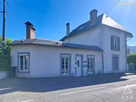 maison 2 pièces 53 m²
