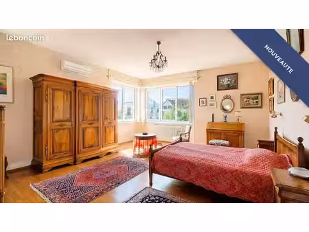 maison 6 pièces 277 m²