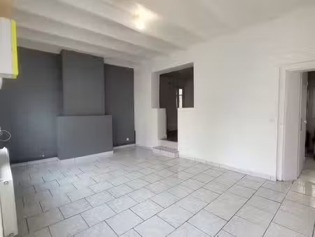 maison à maing