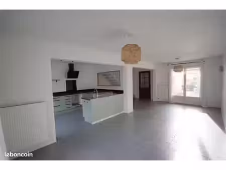 maison 4 pièces 82 m²