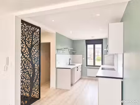 triplex 4 pièces 84 m²