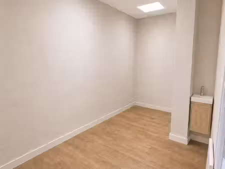 bureau professionnel 11 m² – centre-ville bruay-la-buissière – pmr – parking