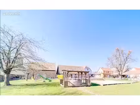 gîte 5 pièces 135 m²