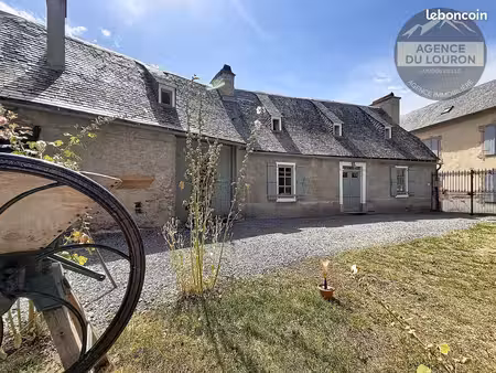 propriété 8 pièces 140 m²