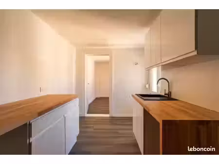 appartement t2 44m2