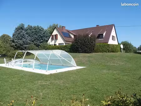maison 250 m2 terrain 23 ares piscine chauffée sauna jacuzzi