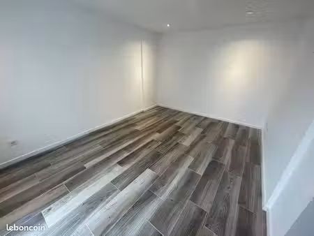 bureau à louer avec entrée individuelle