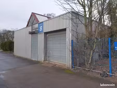 local industriel 150 m²