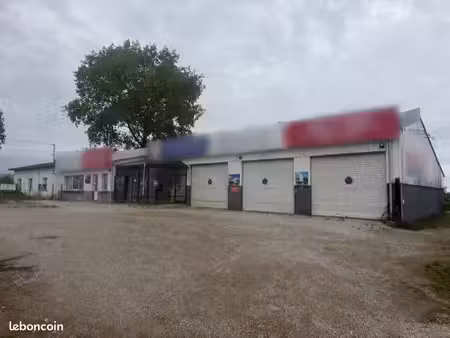 entreprise de loisirs à reprendre – murs + fonds + habitation