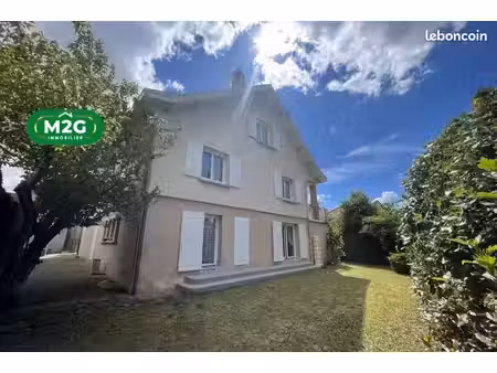 propriété 12 pièces 314 m²