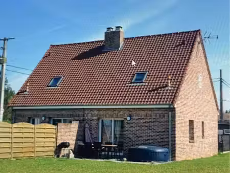 maison mitoyenne 70 m² avec grand jardin clôturé – 2 chambres - richebourg (62136)