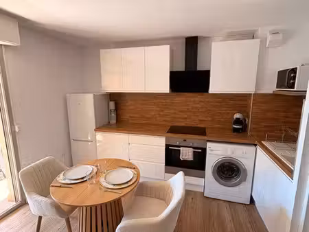 t2 avec terrasse  piscine & tennis – canet-en-roussillon – tout compris