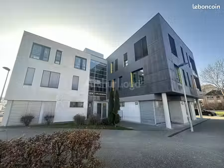 bureaux 43 m²