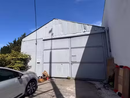 entrepôt de 300m2