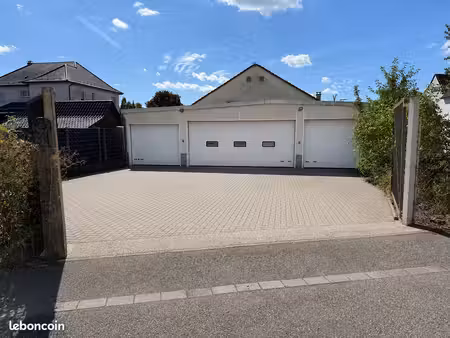 local commercial - rare à la vente