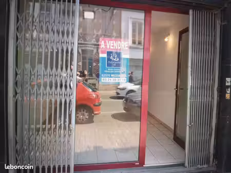 mur à vendre