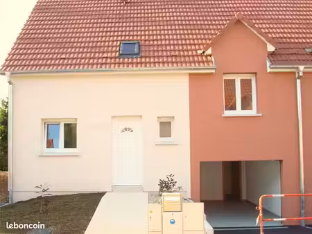 maison 5p  jardin  garage + 1 parking