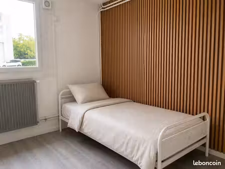 studio meublé