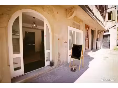 local professionnel à louer