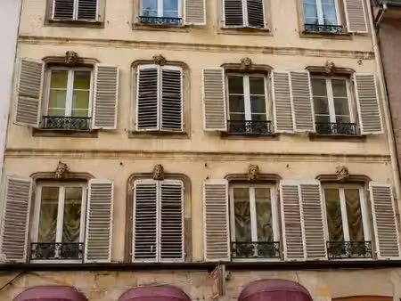 local commercial 71 m²